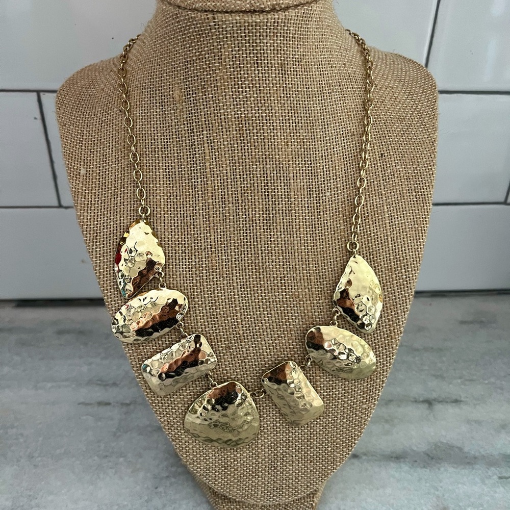 Beautiful gold necklace from Dillards